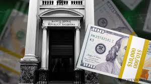 Reservas: el déficit de servicios creció a u$s928 millones en julio