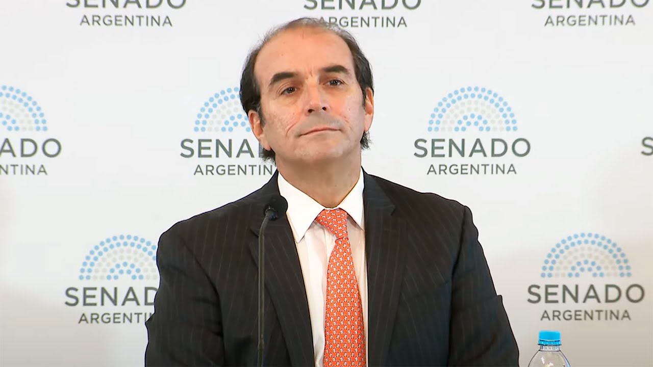 El Gobierno anticipó que nombrará por decreto a García-Mansilla si el Senado no aprueba su pliego