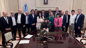 El Gobierno se encamina a llamar a extraordinarias, sin Presupuesto ni Ficha Limpia en el temario