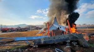 Corea del Sur: qué se sabe del accidente de un avión de Jeju Air que dejó 177&nbsp;muertos
