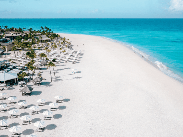 Al Caribe por menos de un millón de pesos: la nueva promoción de Aerolíneas&nbsp;Argentinas