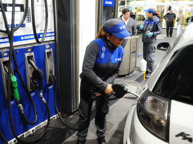 Nafta en Salta: conductores gastan hasta $40 mil por día para&nbsp;trabajar