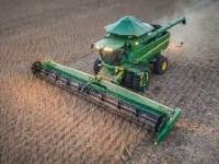 Inédito: una empresa regala tractores con la compra de una sembradora por la caída de&nbsp;ventas