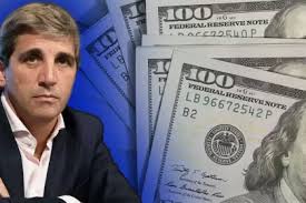 El Gobierno apuesta a la restricción monetaria y tasas reales positivas para dominar al&nbsp;dólar