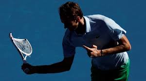 Daniil Medvedev destruyó una cámara de TV con su raqueta en el Abierto de&nbsp;Australia