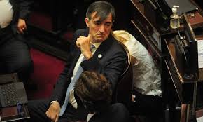 Repudiable frase del biógrafo de Milei hacia Esteban Bullrich: “Sos conocido por tu enfermedad”