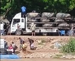 Tensión en la frontera: Denuncian logística entre camiones 0KM y gomones del lado&nbsp;boliviano