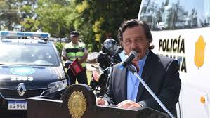 Mayor inversión en seguridad: Sáenz entregó nuevos móviles destinados a reforzar el servicio en toda la&nbsp;provincia