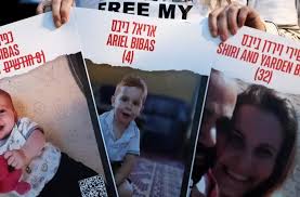 Israel acusó a Hamas de violar el acuerdo por no liberar a la argentina Shiri Silberman y a sus dos hijos