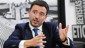 La UCR se suma al pacto Milei-Macri: “Nuestra responsabilidad es evitar la restauración del&nbsp;kirchnerismo”