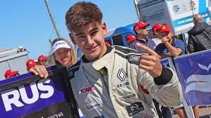 Es piloto, sigue los pasos de Franco Colapinto y ahora correrá para el equipo de una estrella del Real Madrid