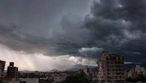 Fuerte tormenta con vientos en Salta y el Valle de Lerma: muchos no pudieron&nbsp;dormir