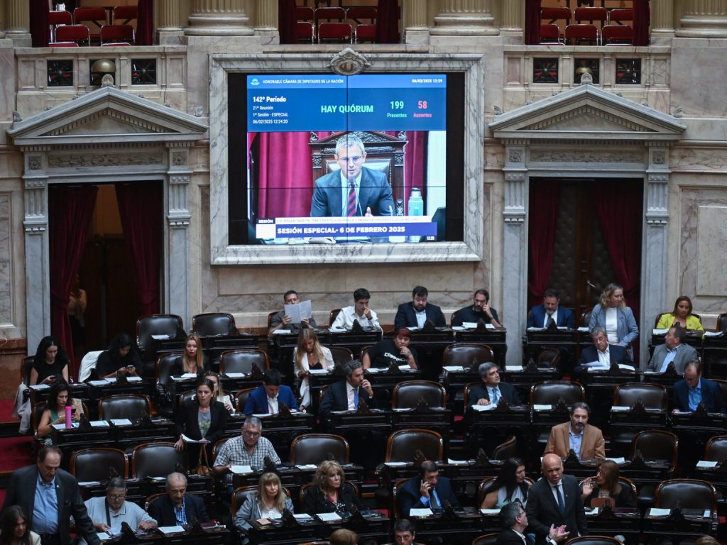 Diputados: el oficialismo busca aprobar este martes un dictamen para bajar la edad de imputabilidad a 14 años