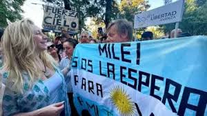 Macri, Karina Milei y la llave para destrabar el calendario electoral&nbsp;2025