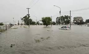 El Gobierno le envía $10.000 millones a Bahía Blanca para reparar los destrozos del temporal