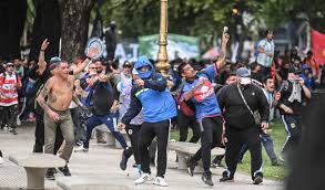 Patricia Bullrich pidió la detención de 29 barrabravas que provocaron incidentes en el&nbsp;Congreso