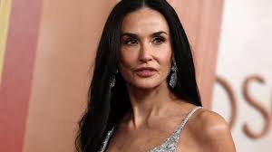 De Demi Moore a Timothee Chalamet: los mejores looks de la alfombra roja más importante del mundo