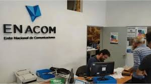 ENACOM lanzó un plan para optimizar la conectividad y el acceso a las tecnologías de la información y comunicación&nbsp;(TIC)