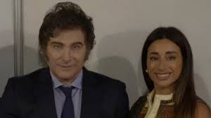 La Aduana confirmó que el avión privado que llegó desde EE.UU. estuvo siete días en tránsito y que inició una investigación&nbsp;interna