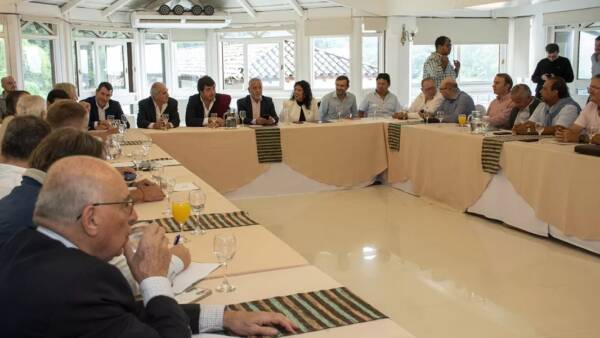 En Salta se realizó la segunda reunión del año para definir el precio del tabaco