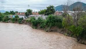 Río Arenales: la crecida obligó a familias a&nbsp;autoevacuarse