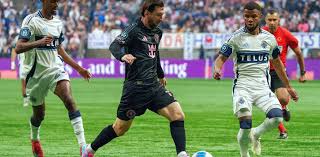 Messi explotó de bronca: la jugada que desató el cruce con un exBoca en la&nbsp;Concachampions