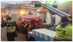 Taxista chocó contra un poste en el&nbsp;microcentro