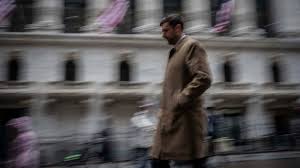 El caos del mercado podría acelerar una recesión mundial porque los consumidores dejan de gastar