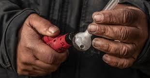 Qué es la metanfetamina, la droga altamente adictiva cuyo consumo aumentó en los&nbsp;EE.UU.