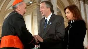 El vínculo de Francisco con la política local, un ida y vuelta de desplantes y&nbsp;elogios