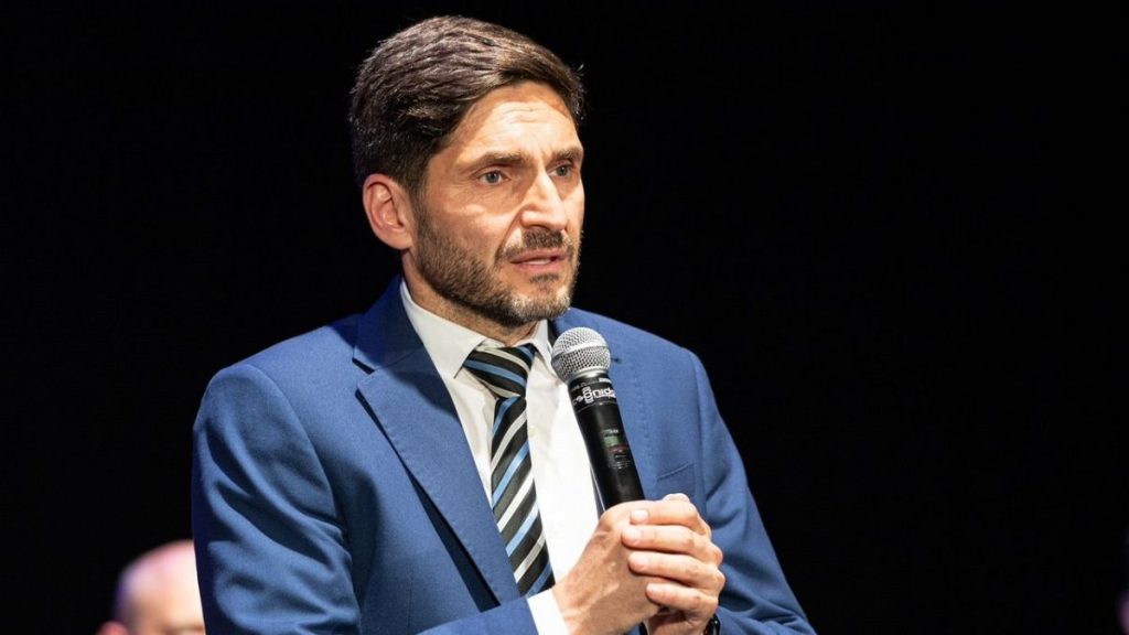 Santa Fe habilitó la reelección y Maximiliano Pullaro podrá volver a presentarse como&nbsp;gobernador