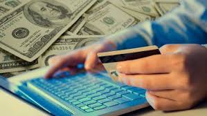 Consumo: Gobierno impulsa uso de dólares, pero de cada $100 que se pagan con tarjeta solo $4 se hacen en esa&nbsp;moneda