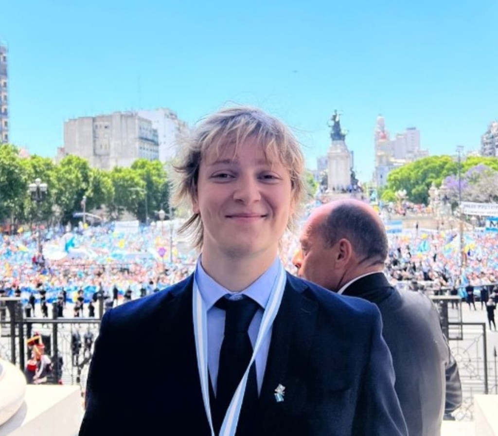 El influencer libertario, Iñaki Gutiérrez, defendió la nueva programación liberal de Paka Paka: “Es batalla&nbsp;cultural”