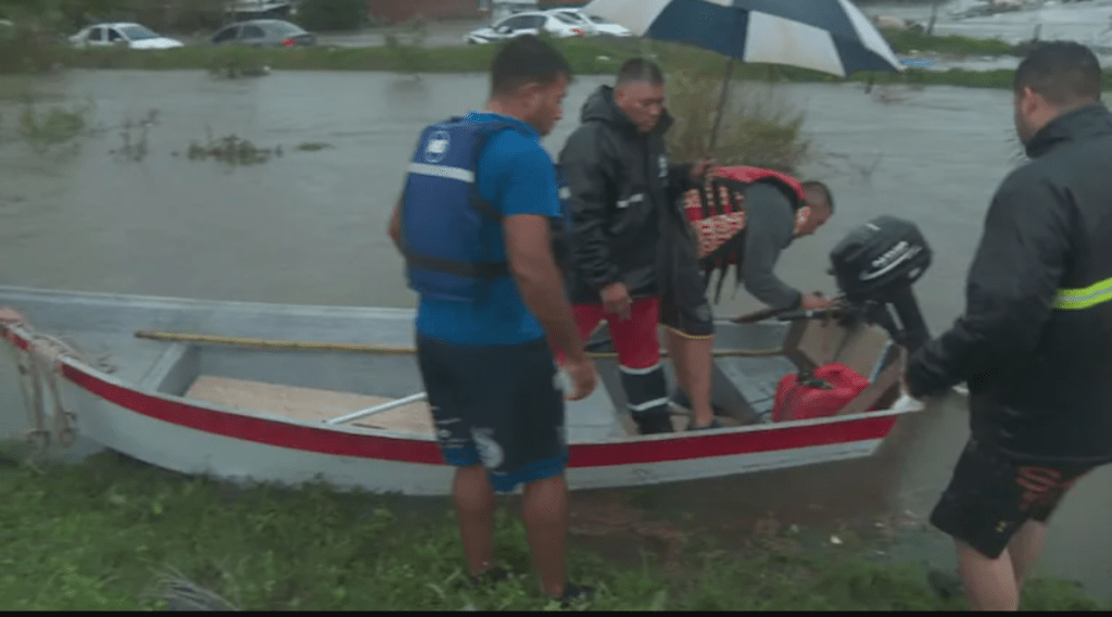 Temporal en Buenos Aires: más de mil evacuados y rutas cortadas por lluvias&nbsp;históricas