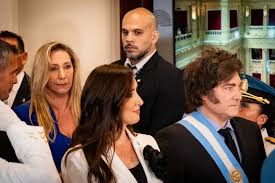 Así se logró voltear Ficha Limpia: los roles de Karina Milei y Santiago Caputo y el temor por el caso&nbsp;Libra