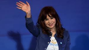 La clase media fue destruida y los mismos que hundieron al país ahora se hacen los&nbsp;indignados