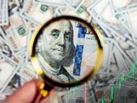 Por qué baja el dólar: las tres claves que ve el&nbsp;mercado