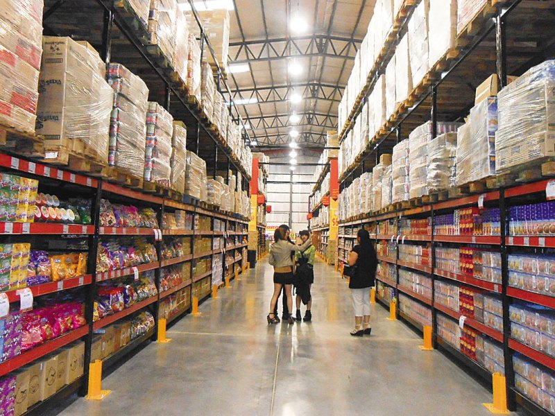 Tras la suba del precio de la nafta, los supermercados y mayoristas empezaron a recibir listas con&nbsp;aumentos