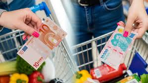 Argentina, cara en dólares y también en euros: cuánto más barato es llenar el changuito en&nbsp;España