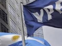 YPF se alía con Banco Santander y va por todo: qué cambia para los usuarios de la&nbsp;billetera
