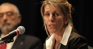 En un duro fallo contra Arroyo Salgado, ordenaron la libertad de la militante que tiró caca en lo de&nbsp;Espert