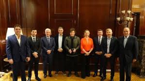 «Son los gobernadores, estúpido»: el veto presidencial tambalea por máxima tensión con&nbsp;aliados