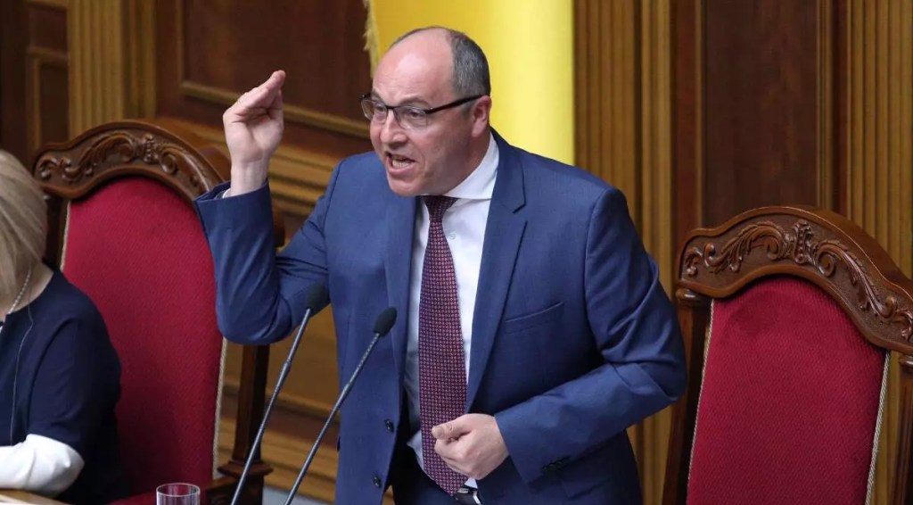 Asesinaron al expresidente del Parlamento ucraniano Andrii Parubii: buscan al&nbsp;atacante