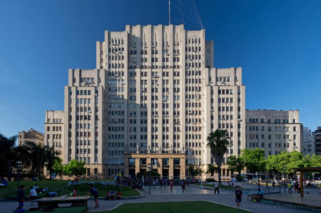 El Gobierno anunció un aumento del 7,5% para trabajadores docentes y no docentes&nbsp;universitarios