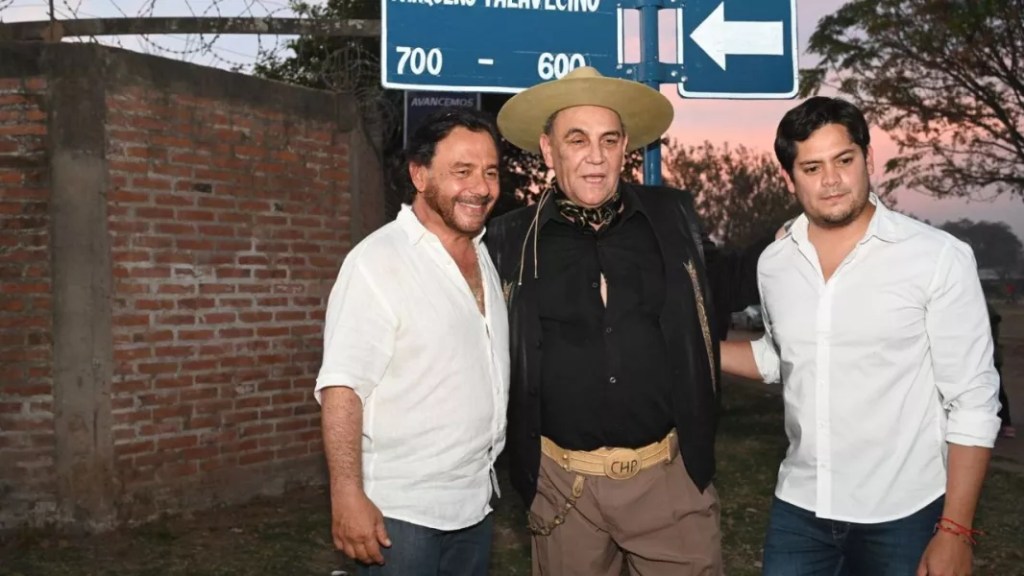 En Tartagal, el gobernador Sáenz homenajeó al Chaqueño Palavecino con una calle que lleva su&nbsp;nombre