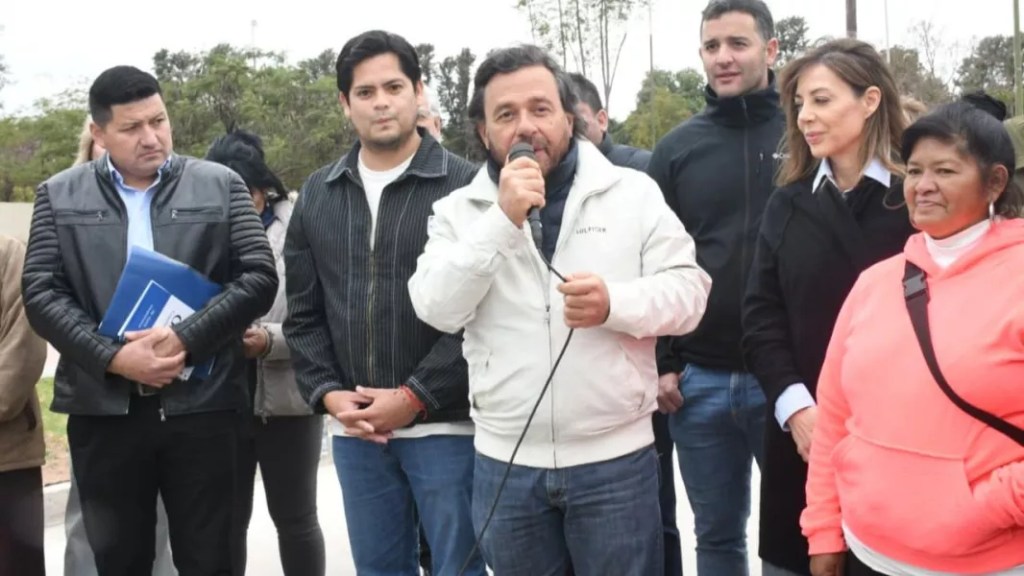 Tartagal: El Gobernador Sáenz inauguró obras urbanas en barrio Adolfo&nbsp;Güemes