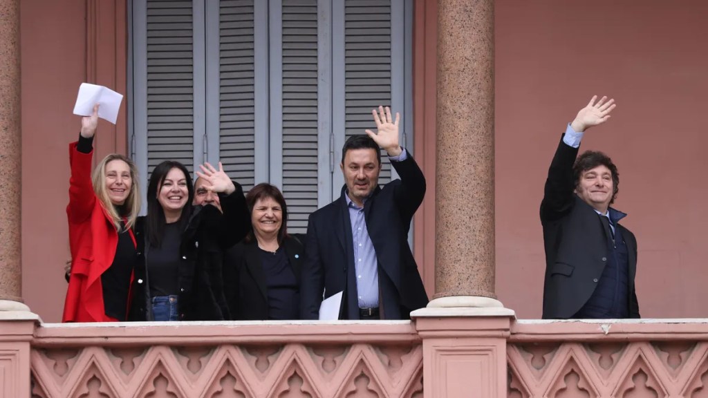 Milei refuerza su estrategia electoral: reunión clave en Casa Rosada y nueva gira por la&nbsp;Provincia