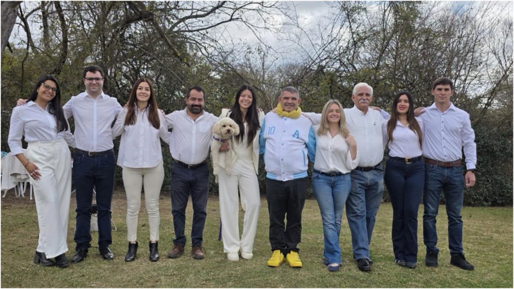 Emilia Orozco candidata a Senadora Nacional y María Gabriela Flores, candidata a Diputada&nbsp;Nacional.