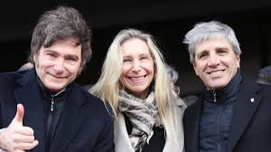 La política enfrenta a Javier Milei a un dilema: sin la macro no se puede, pero con la macro no alcanza
