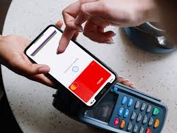 Con el impulso del transporte público, crece el uso de los pagos sin contacto con tarjetas y&nbsp;celulares